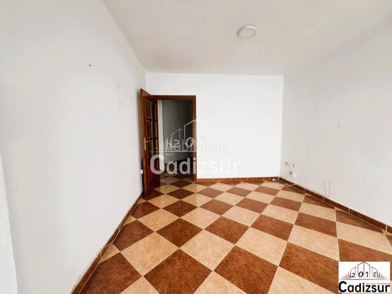 Foto f8dcbef3-cc0f-4c67-a506-7c86bb685962. Piso venta de piso en la laguna en Paseo Marítimo - San José - La Laguna Cádiz