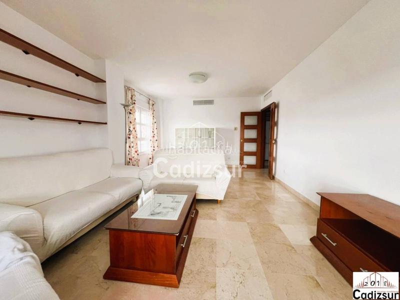 Foto 07ed800a-8034-480a-8573-9bee4cad7bb6. Location appartement avec chauffage parking dans astilleros - la paz - loreto - el corte inglés Cádiz