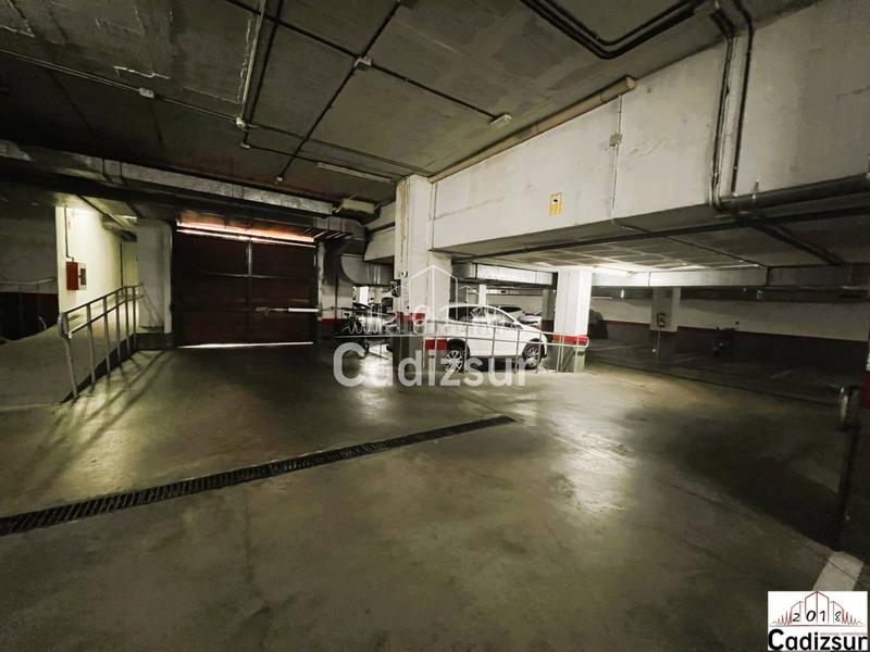 Foto 8a1ae3fd-d46c-4eff-9fc2-83d839c15ff3. Location appartement avec chauffage parking dans astilleros - la paz - loreto - el corte inglés Cádiz