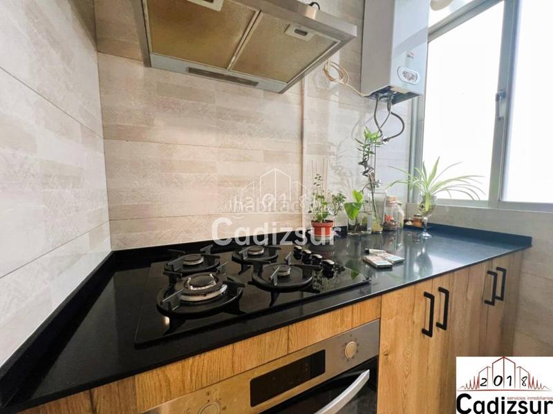 Foto abd1094e-dc10-4b9b-a57a-94b36a7ee044. Pis a Paseo Marítimo - San José - La Laguna Cádiz