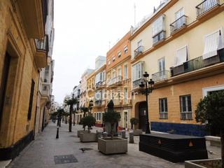 Appartement à La Caleta - La Viña. Venta de piso para reformar en zona plaza de las viudas