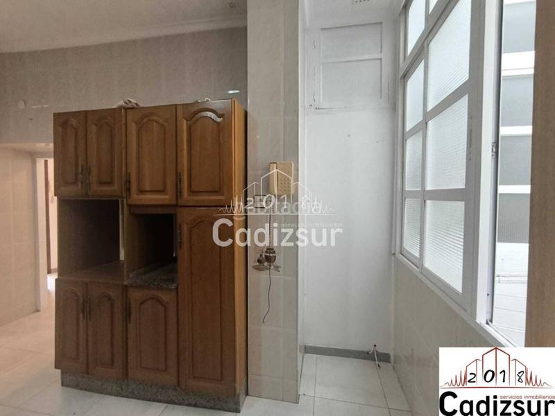 Foto 93dc0e5a-d051-499f-a833-a37fc1c9303e. Appartamento in La Caleta - La Viña Cádiz