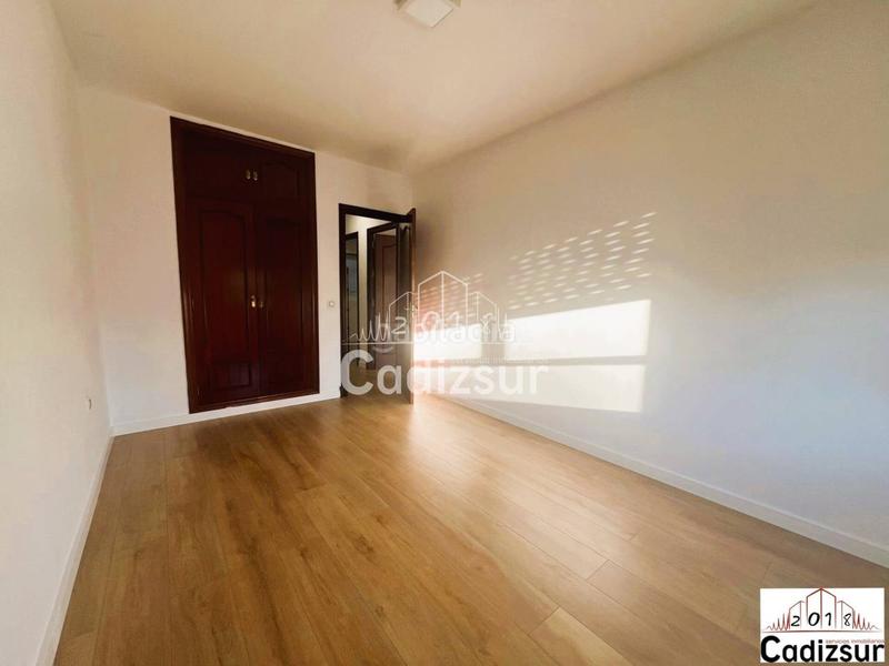 Foto 193e1ffb-aa89-4147-8a35-0a4fb0346b0f. Pis a Cobreros Viejo San Fernando