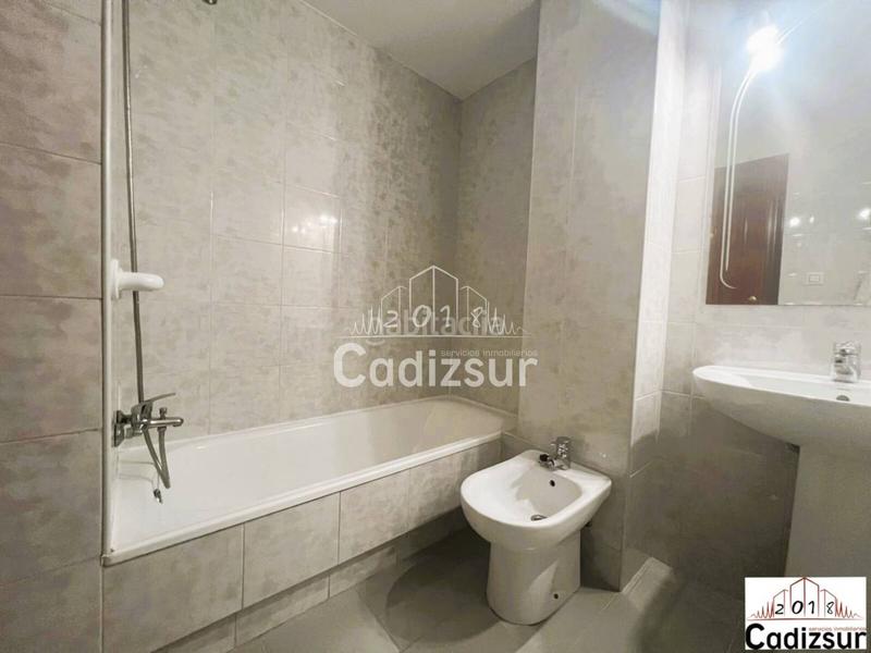 Foto acce39ce-9798-4303-a16d-1e65ef7773eb. Pis a Cobreros Viejo San Fernando