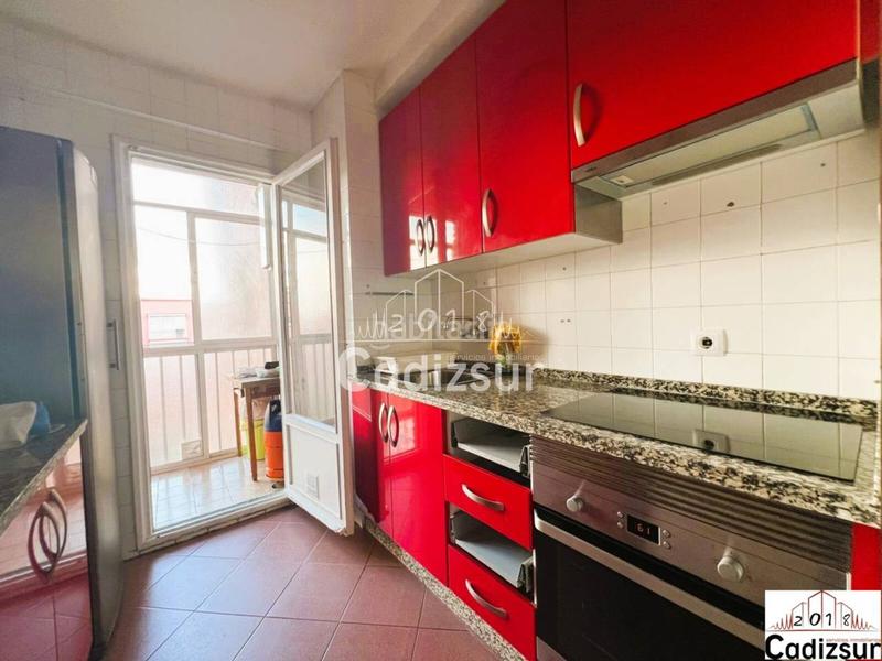 Foto 269b62a8-d309-410b-9313-0345df2d2efe. Etagenwohnung in Paseo Marítimo - San José - La Laguna Cádiz