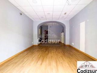 Geschäftsraum  Calle ancha. Venta de local comercial en centro histórico, calle ancha, cádiz