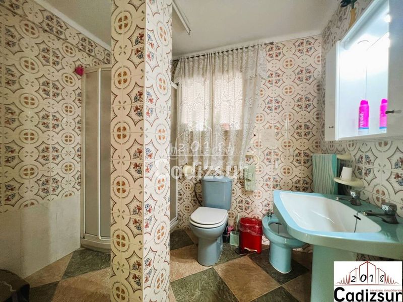 Foto 991b0154-99f1-4f63-b9c4-aec0accb662b. Pis a astilleros - la paz - loreto - el corte inglés Cádiz