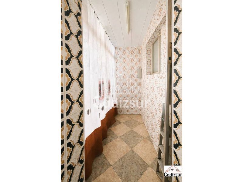 Foto 9e331372-c92b-4e77-933c-6e6c7d6dc892. Pis a astilleros - la paz - loreto - el corte inglés Cádiz