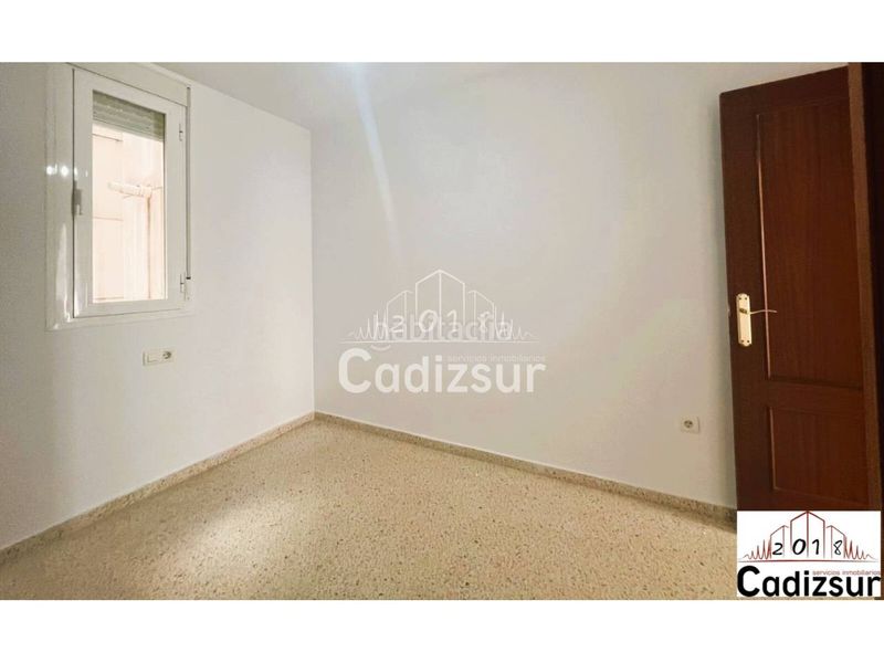 Foto f064720a-d3c0-4823-9d49-5f95d946c576. Pis amb aparcament a astilleros - la paz - loreto - el corte inglés Cádiz