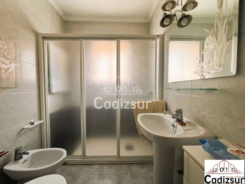 Foto 0a155578-6078-414b-b511-c8955ba49bcc. Pis a astilleros - la paz - loreto - el corte inglés Cádiz