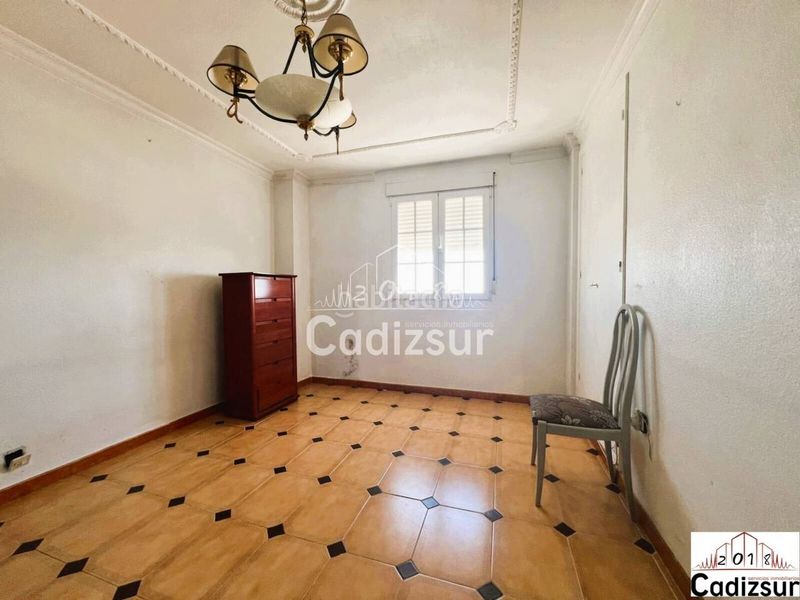 Foto 4f06fb03-c8ce-46e0-9e3d-fd0644643371. Pis a Paseo Marítimo - San José - La Laguna Cádiz