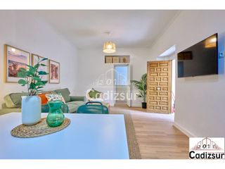 Pis a El Pópulo - Santa María. Venta de piso reformado en el centro histórico de cádiz capital