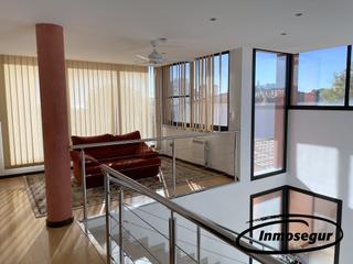 Xalet a Carrer llus domnech i montaner 13. Chalet a 150 m de playa con licencia turistica