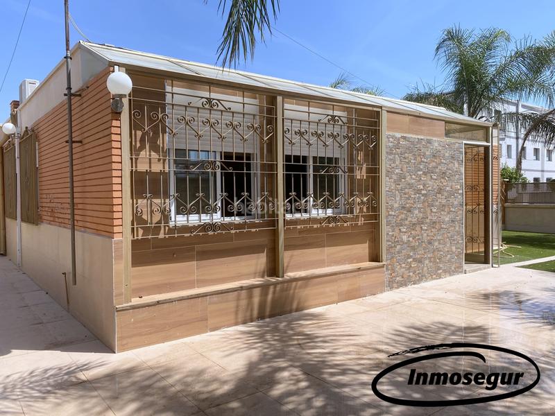Foto d2dab129-8430-4f9d-8fff-06a85ee8c81f. Chalet in carrer venerable barello 2 in Regueral - Prat d'en Forés Cambrils