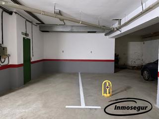 Aparcament cotxe a Carrer de berenguer de palou 19. Parking plaza grande con buen acceso
