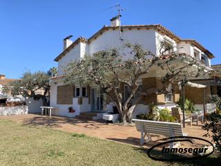 Chalet dans Carrer del rescat 20. Fantstico chalet individual