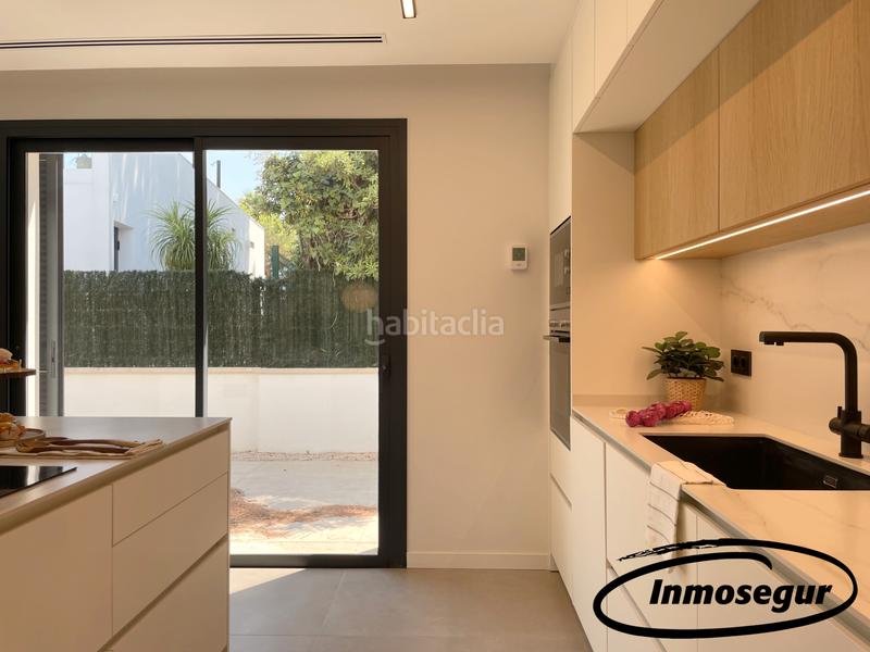 Foto 73728259-46bc-474f-bd79-071703c1cae0. Chalet en carrer marina 3 chalet a estrenar en vilafortuny en Cambrils