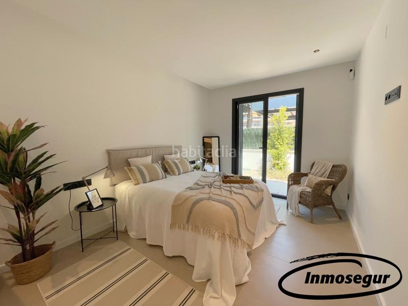 Foto dd612f9d-615b-43e7-97ac-c0eabfb8dbaa. Chalet en carrer marina 3 chalet a estrenar en vilafortuny en Cambrils