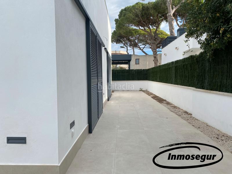 Foto ee5fb402-0c2f-4d9a-bfab-8d7b6324ea26. Chalet en carrer marina 3 chalet a estrenar en vilafortuny en Cambrils