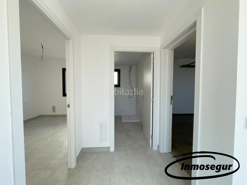 Foto dce73ab1-387d-44a0-a1df-8110625b79de. Chalet en carrer isidre nonell 10 chalet independiente de obra nueva en Cambrils