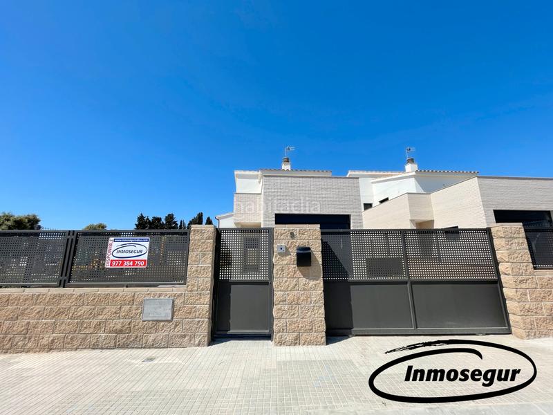 Foto f26b5f4d-0b18-41c2-be5c-1aed639abac5. Chalet en carrer isidre nonell 10 chalet independiente de obra nueva en Cambrils