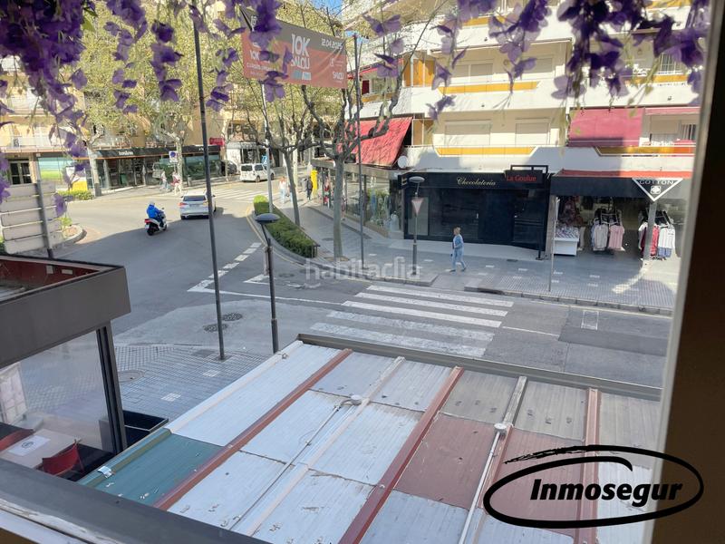 Foto c0d67866-118f-4a70-a496-abce45559b05. Local comercial a carrer de barcelona 39 a Centre Salou