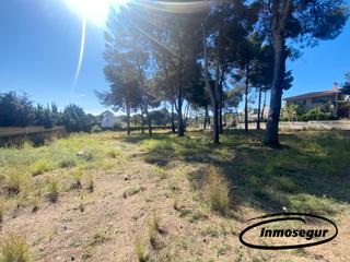Terreny residencial a Carrer del pou de la taurana 2. Parcela esquinera en cap salou