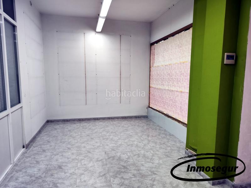 Foto 9f86aabf-baf1-4832-9759-38b72977846c. Local comercial en carrer del nord 1 local al lado de calle barcelona en Salou