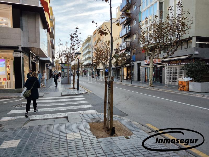 Foto ae127a6a-20a5-47e1-b480-ef513cb0cdd9. Local comercial en carrer del nord 1 local al lado de calle barcelona en Salou