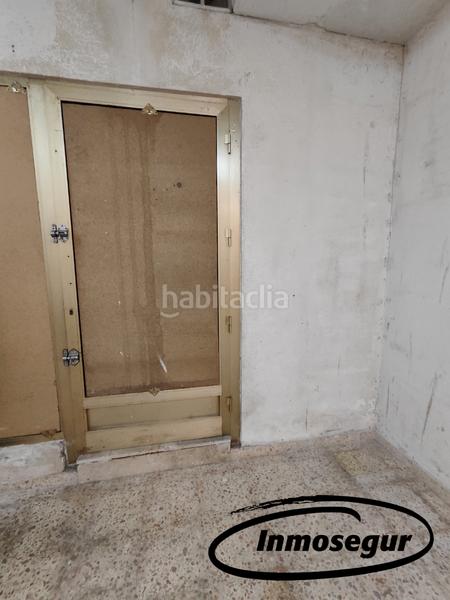 Foto d9eed728-568d-4dc3-8fd5-09f4c7ad35d2. Local comercial en carrer del nord 1 local al lado de calle barcelona en Salou