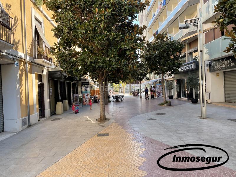 Foto 7b3efca6-cc58-45d8-9455-b34990fe3db2. Locale commerciale in carrer de ponent 8 in Platja de Ponent Salou