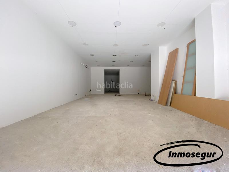 Foto e51238a6-34f1-49a7-a20b-5ed8788b2b89. Locale commerciale in carrer de ponent 8 in Platja de Ponent Salou