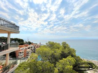 Appartement à Carretera del far 52. Apartamento con vistas al mar
