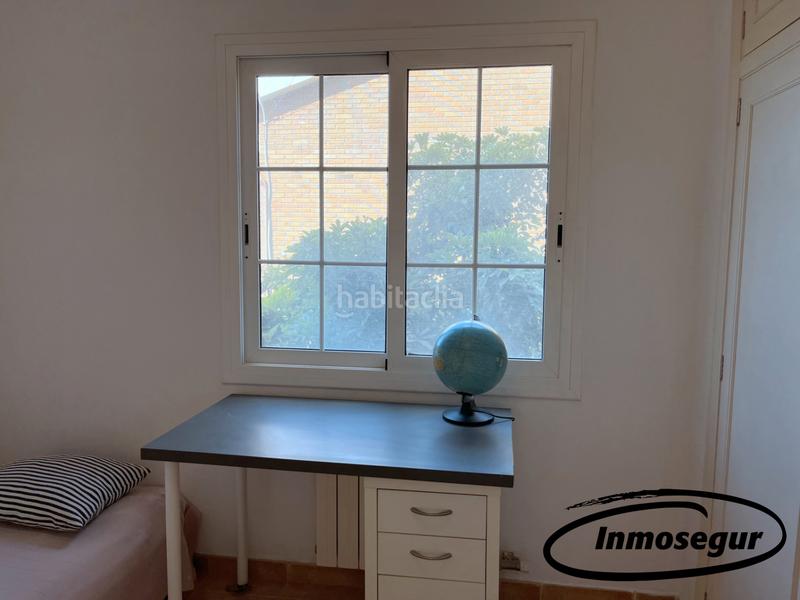 Foto 38a2d2ff-c5a0-4a8a-8c7e-d996381cb92a. Casa bifamiliare in carrer de ventura gassol i rovira 17 in Salou