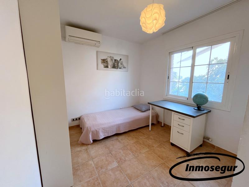 Foto 6872ceb4-80c7-42b2-a54d-7b56b83b6d7d. Casa bifamiliare in carrer de ventura gassol i rovira 17 in Salou