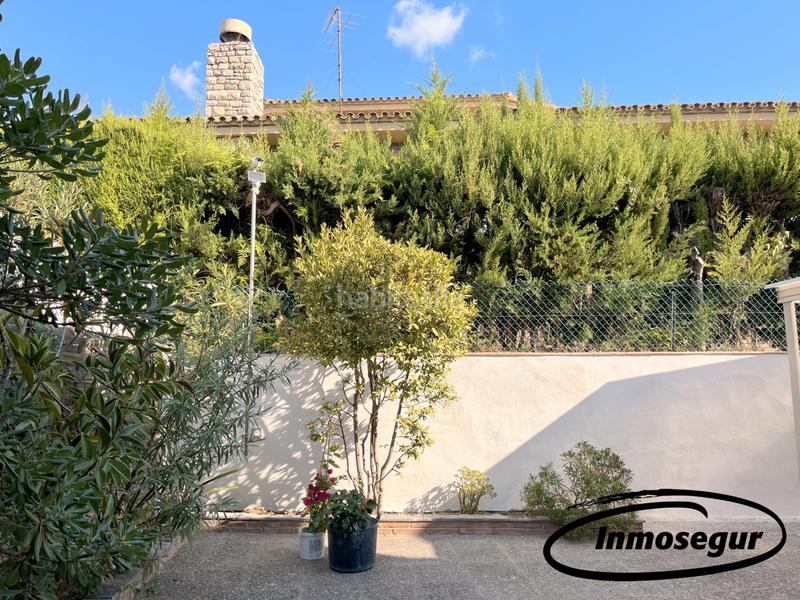 Foto b7e9908e-7cb6-45e8-b371-9b22ac03b9b1. Casa bifamiliare in carrer de ventura gassol i rovira 17 in Salou