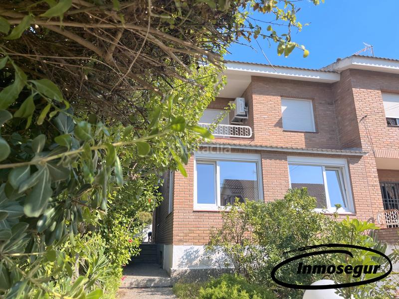 Foto c32eb7cb-001b-4c71-8300-12dd628c39e1. Casa bifamiliare in carrer de ventura gassol i rovira 17 in Salou