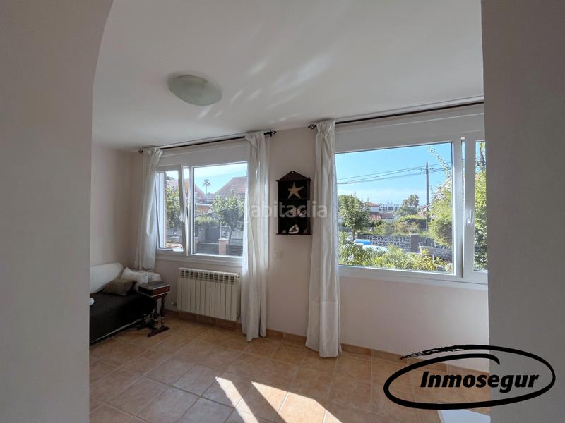 Foto dc3261ca-1465-415b-a245-81189d0784f8. Casa bifamiliare in carrer de ventura gassol i rovira 17 in Salou