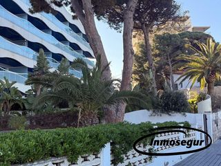 Pis  Carrer de brussel·les 51. Piso con parking y trastero en playa capellans