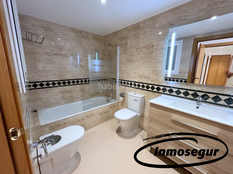 Foto 00e9b97b-a2fc-4e44-b430-f2fc044ef986. Pis a carrer de l'arquitecte ubach 14 a Centre Salou