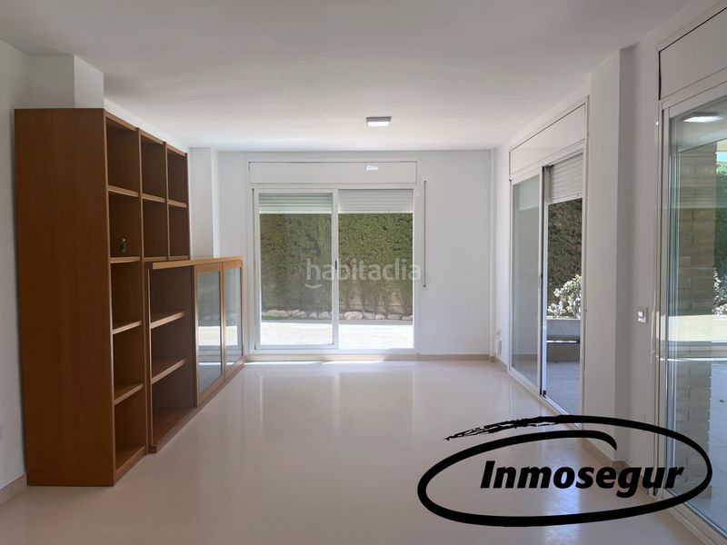 Foto c4e0a0a9-e693-449c-8a1c-cf93fc20aa02. Pis a carrer de l'arquitecte ubach 14 a Centre Salou