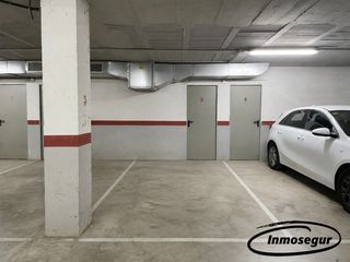 Parking voiture  Carrer castell de miravet 2. Pkg + trastero junto al mercadona de vilafortuny