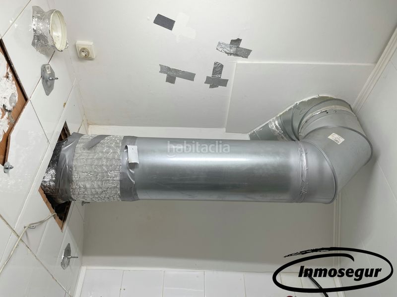 Foto ac0f7f76-068e-45c5-ad88-3caf550c9fdb. Local comercial a carrer de barcelona 74 a Centre Salou