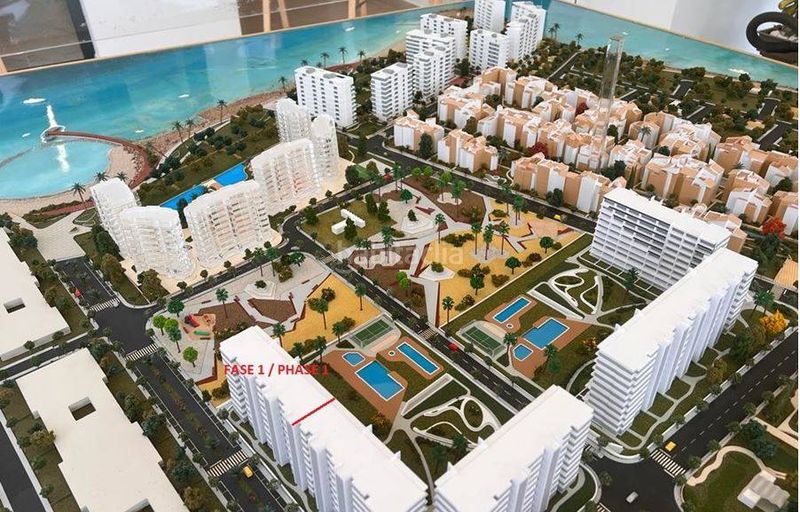 Foto 1e8bdd99-e9b4-4d69-acdf-c67ad99d1436. Apartament amb calefacció aparcament piscina a Punta Prima Torrevieja