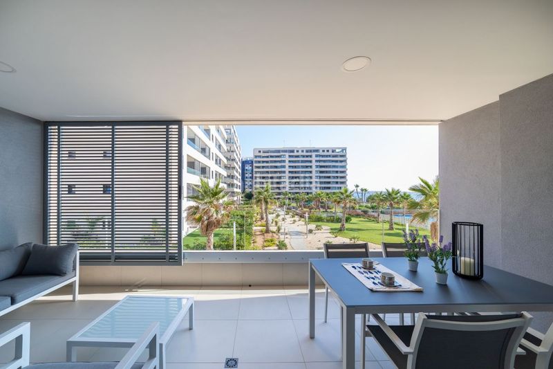 Foto c47fce4a-3c20-4843-920a-48bbc234fdab. Apartament amb calefacció aparcament piscina a Punta Prima Torrevieja
