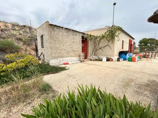 Masía en Albatera. Finca rúst. en venta en albatera.