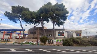 Capannone industriale in Crevillente. Nave industrial en venta en crevillent.