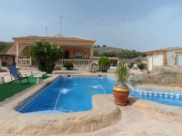 Foto f74f6cd3-c288-48ba-90a5-b54a5f76bba3. Masia a La Sella Pedreguer
