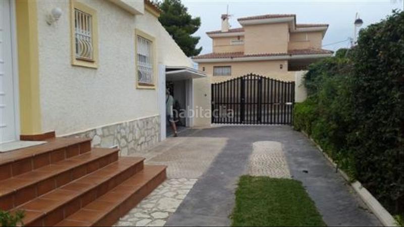 Foto 0e921c26-9d04-47df-b6a7-3a6c5d43e43a. Chalet avec parking piscine dans Sierra Helada Benidorm