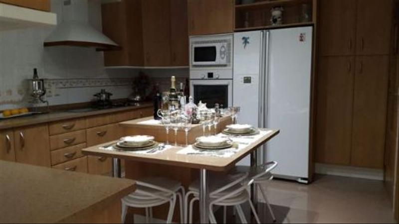 Foto 929e2f9e-566b-45d5-84e7-dce0efef465e. Chalet avec parking piscine dans Sierra Helada Benidorm